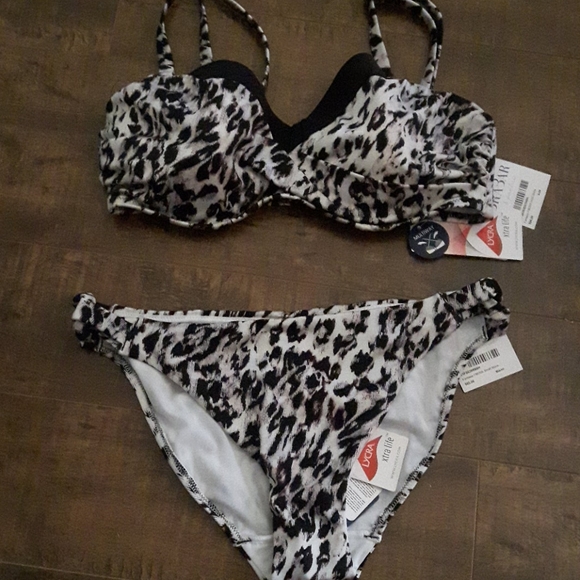 Bikinis set - Picture 1 of 8